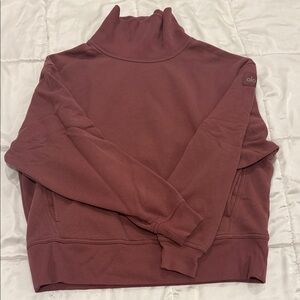 ALO Yoga Women’s Mauve/Burgundy Turtleneck Sweatshirt